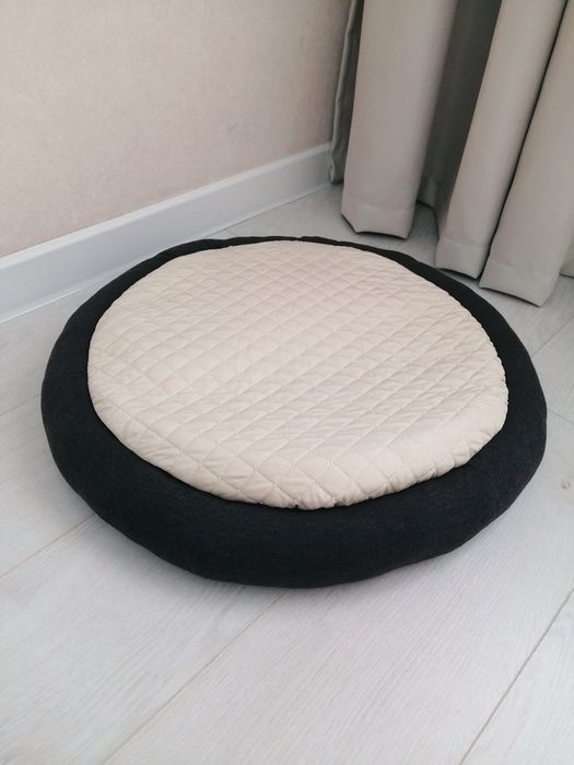 Лежанка для собак и кошек