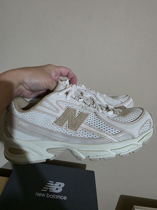 Маратонки New Balance 740