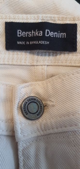Pantaloni blugi Bershka Denim skinny fit  marimea 32