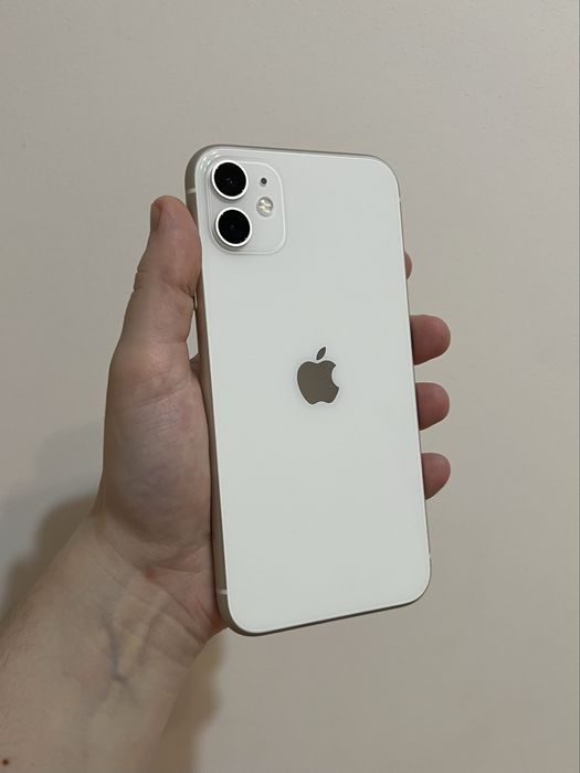 iPhone 11 white 128GB