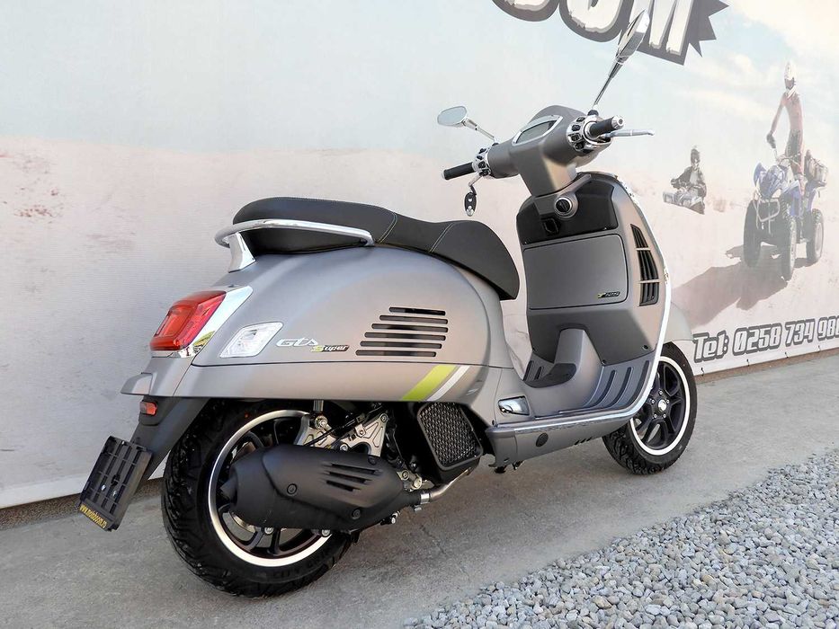 Scuter Vespa GTS 125 SuperTech 2025 | Rate | Leasing