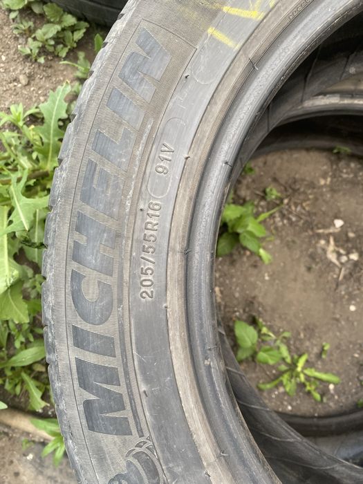 Продам резину Michelin 205/55R16
