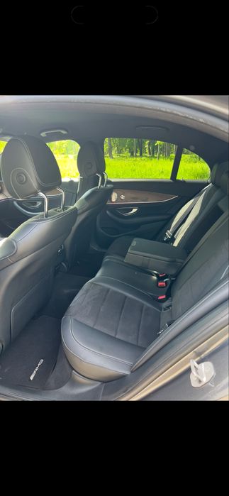 Mercedes E220 Diesel 194 cp 2017 pachet AMG Fabrica