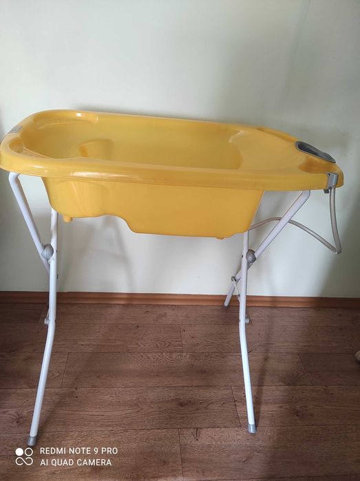 Анатомическая ванночка с подставкой