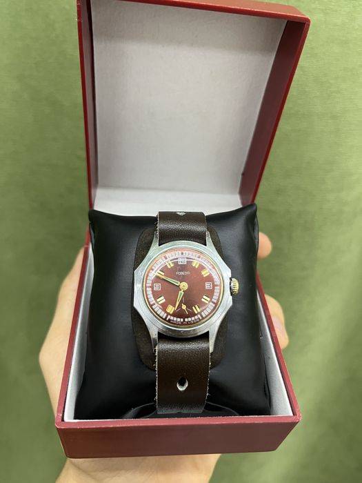 Часы Победа     .