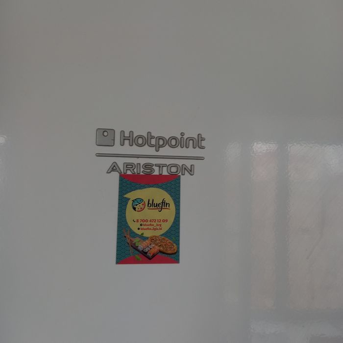 Отличный холодильник Ariston