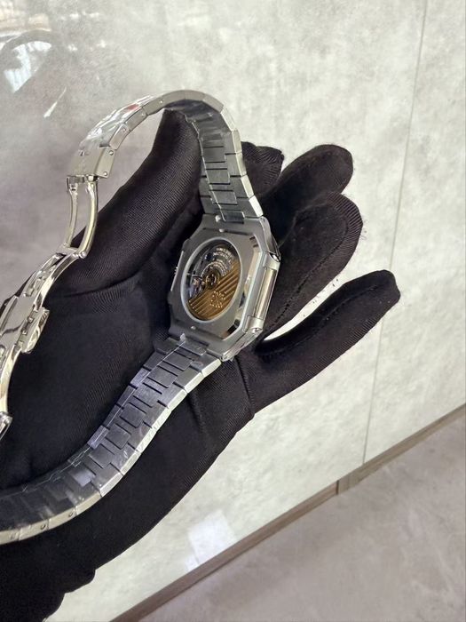 Часы Patek Philippe Cubitus