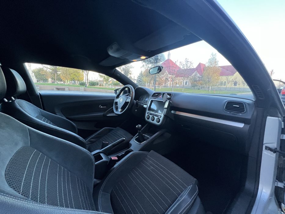 Volkswagen  VW Scirocco 1.4 TSI 160 CP – An 2009