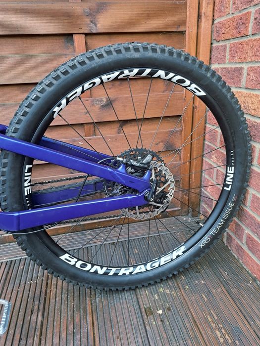 Trek slash 8 gen 5/2023/29/size L