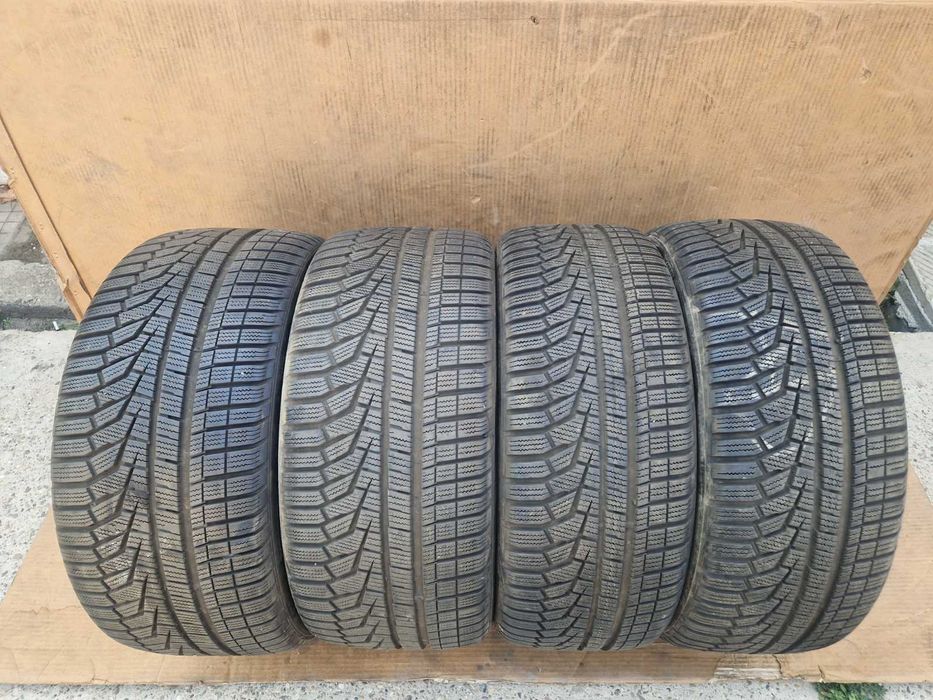 4 Hankook R19 225/40-255/35 Зимни гуми спорт пакет  DOT2219