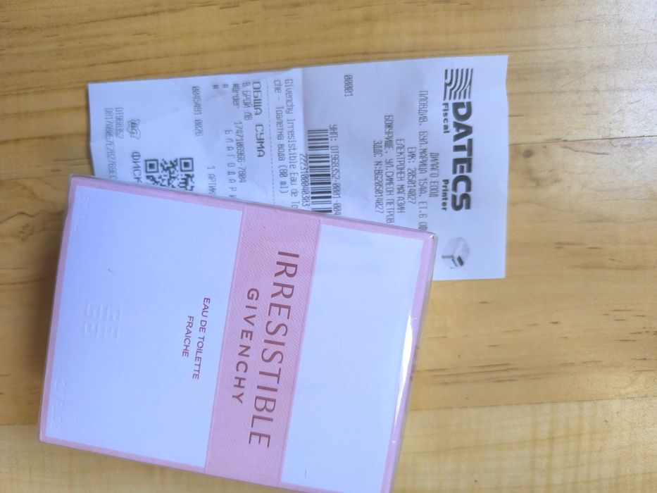 Givenchy Irresistible Eau de Toilette Fraiche 80 ml. Нов