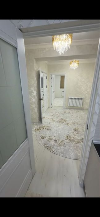 Ургенч ситида 3хонали 77квадратли уй сотилади 50.000$ келишилади