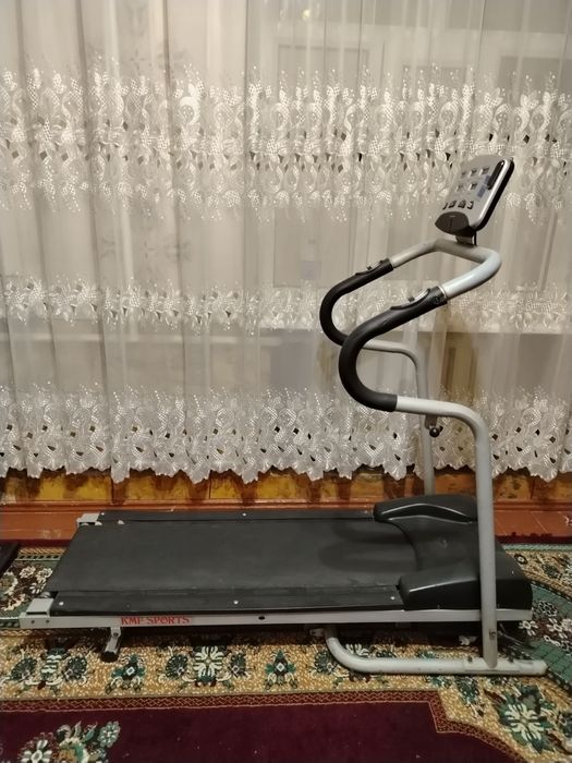 Беговой дорожка для вес 130 кг