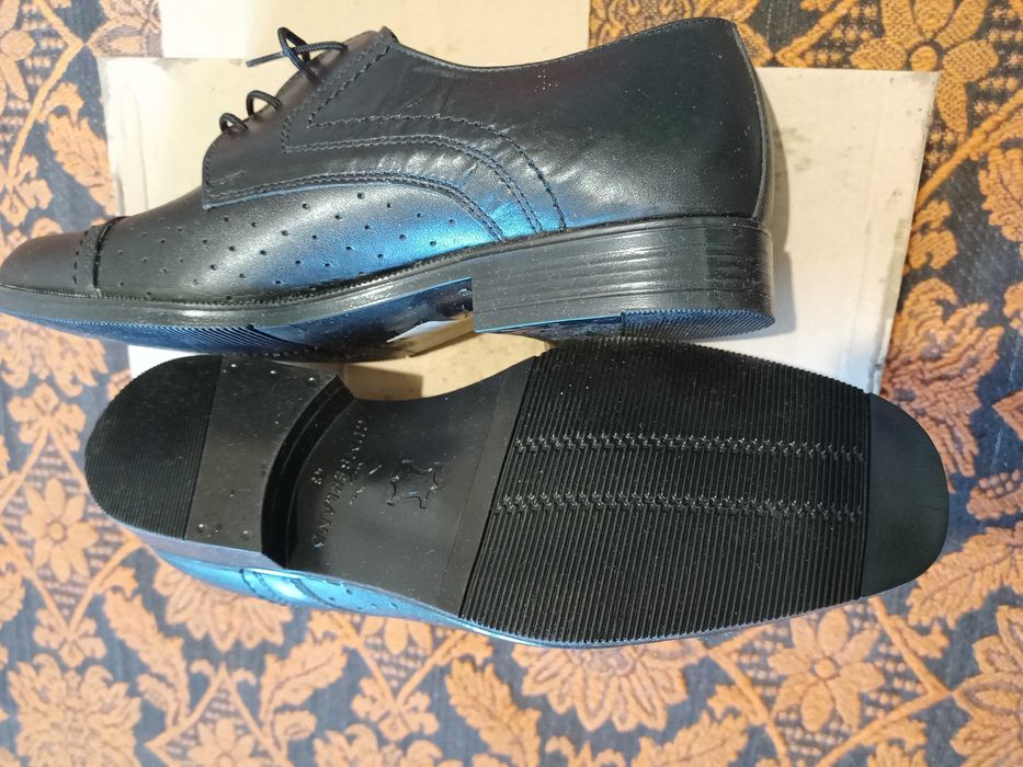 Мъжки обувки  Черни