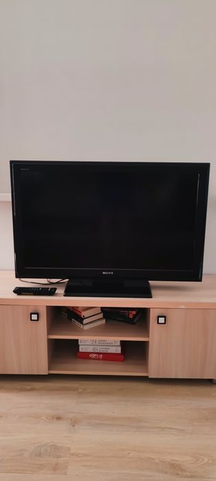 Телевизор Sony Bravia в идеальном состоянии!