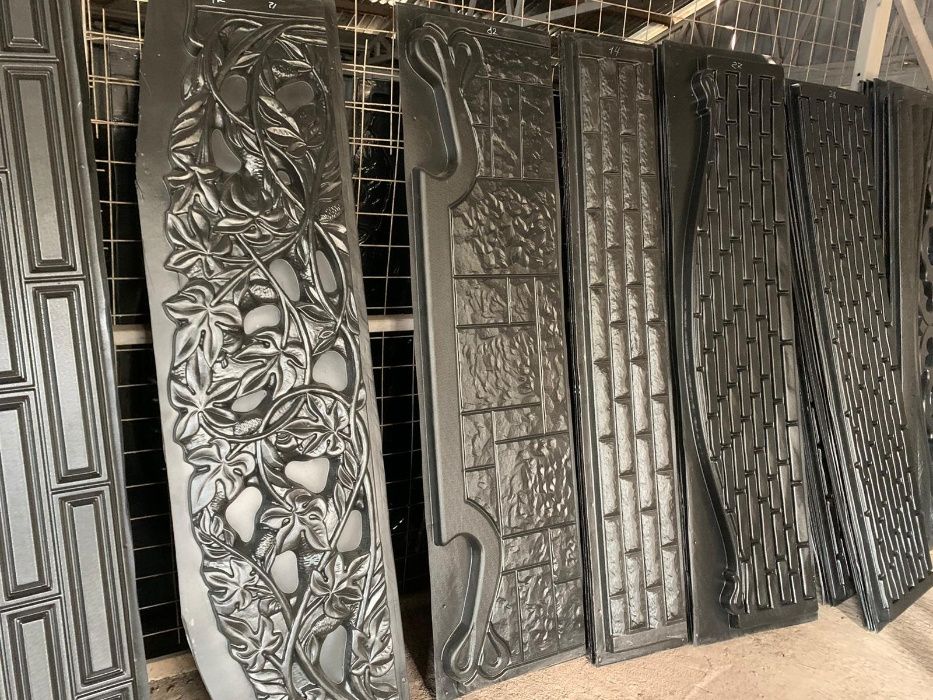 Matrițe pentru garduri si stalpi din beton. Fabricate din ABS