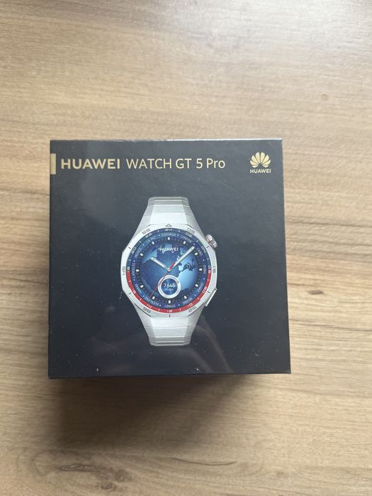 часы Huawei Watch GT 5 Pro
