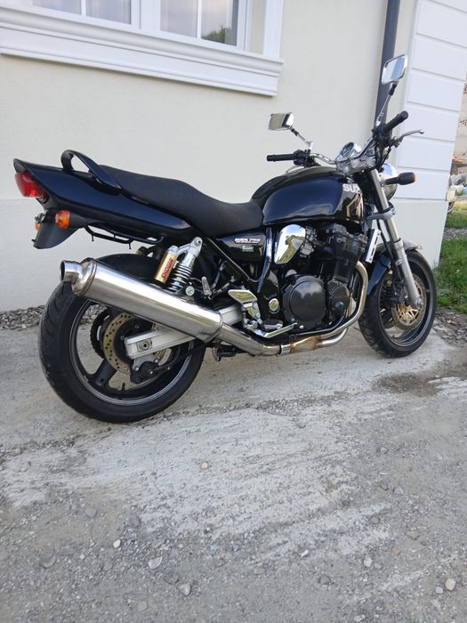 Vand Suzuki GSX 750 import Germania