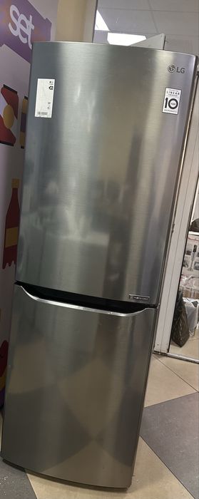 Продам Холодильник LG за 70000 тг