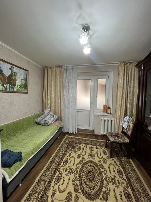 Продам 4-ком квартиру