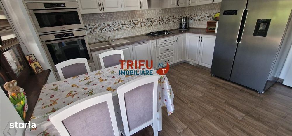 Casa 5 camere de vanzare Alba Micesti