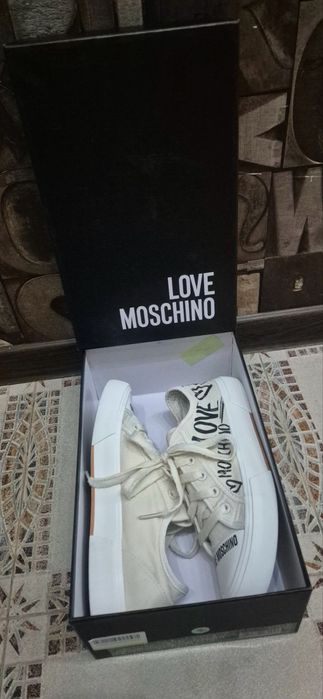 Оригинални кецки Love Moschino