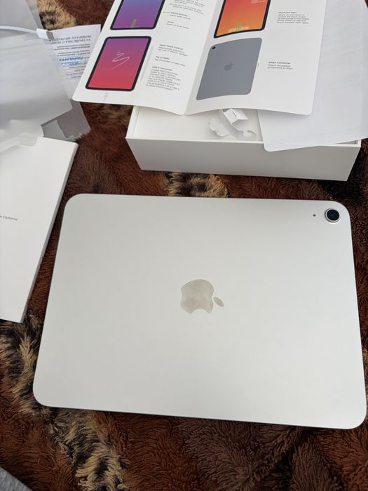 Ipad a 16 почти новый