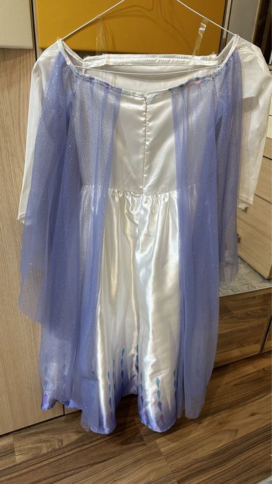 ПРОКАТ Платье Эльзы рр 128-134