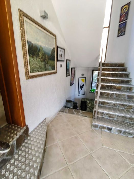 Продава се Къща в Априлци - 300 кв.м за 1167 €/кв.м - Снимка #18