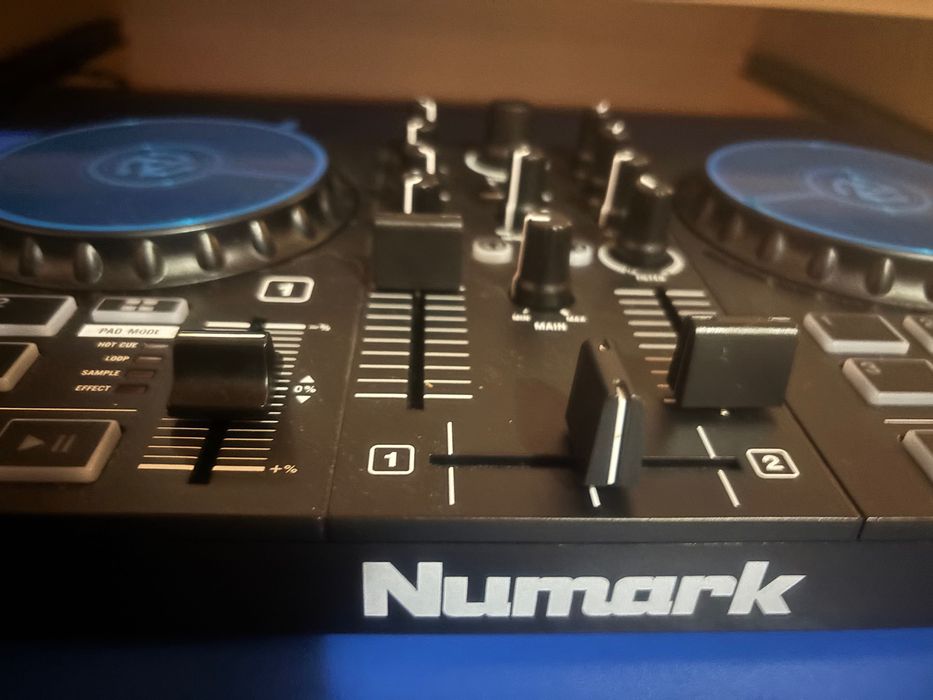 Placa dj numark party mix