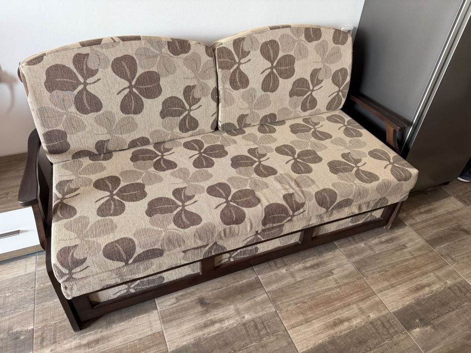 Разтигателен диван габи!