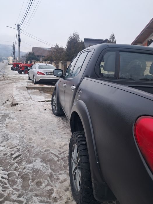 Mitubisi l200 proprietar