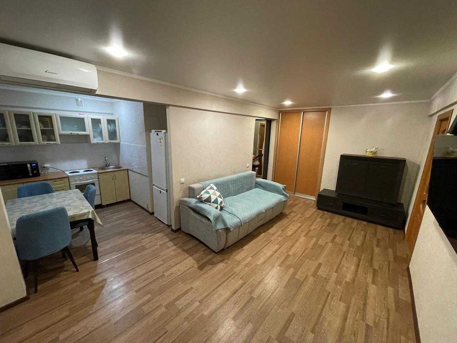 Продаётся 3-комнатная квартира, 30 Гвардейской Дивизии, 24