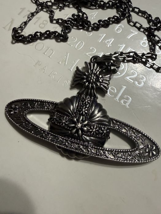 Lant Vivienne Westwood Dark Silver Orb Nou