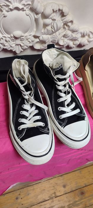 Продам женскую обувь