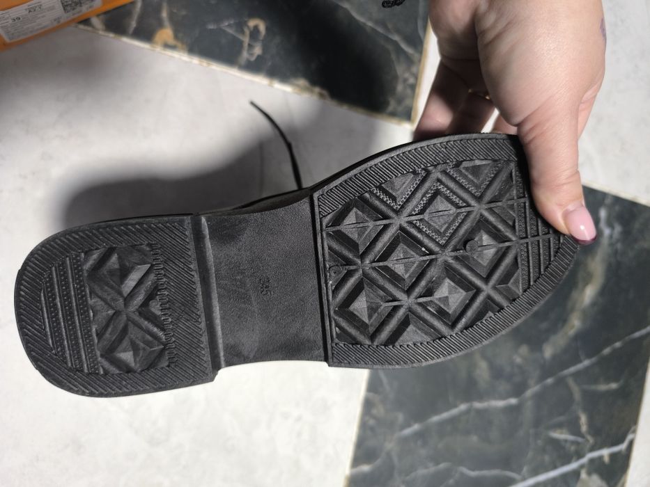 Продам сапоги женские