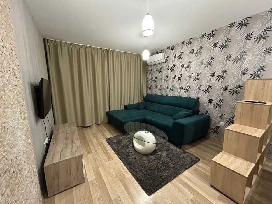 Дава се под наем Двустаен апартамент в Бургас, Лазур - 70 кв.м за 500 € - Снимка #7