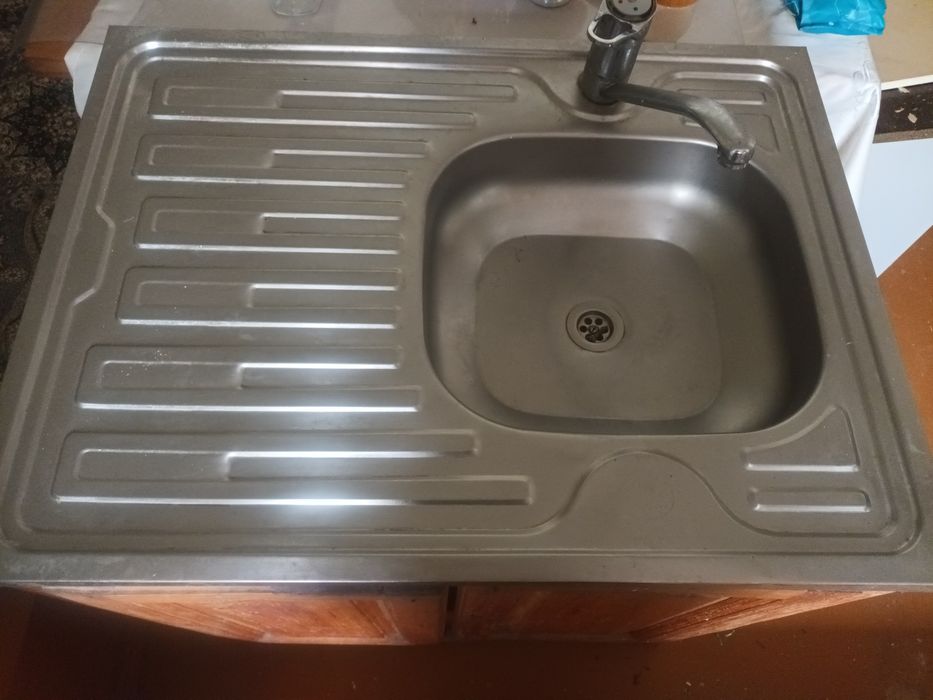 Мебель для кухни + смеситель