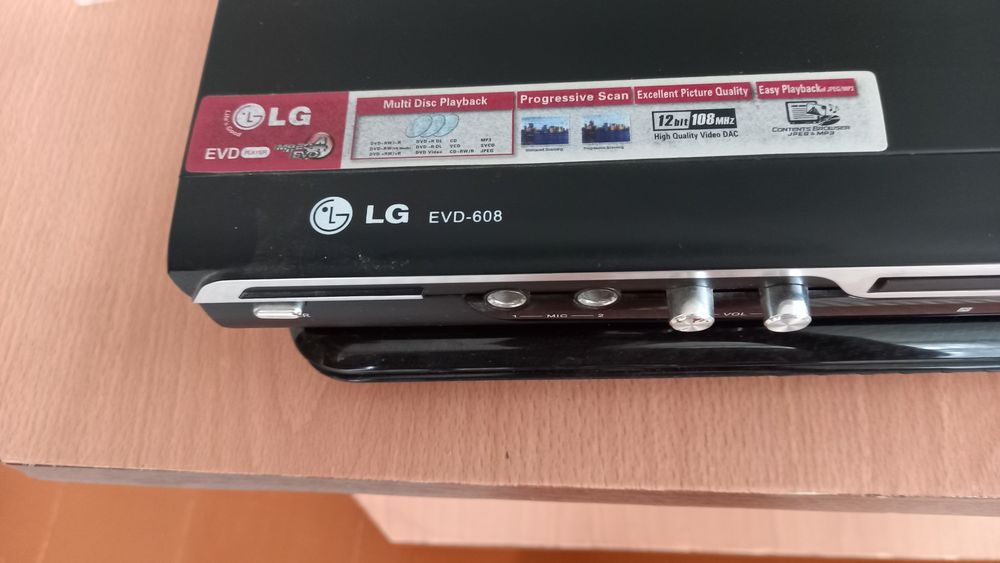 L D  ЕVD - 608 видеоплейер