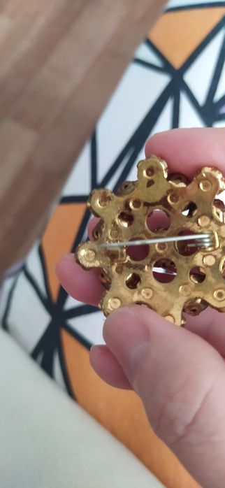 Продаю брошь СССР