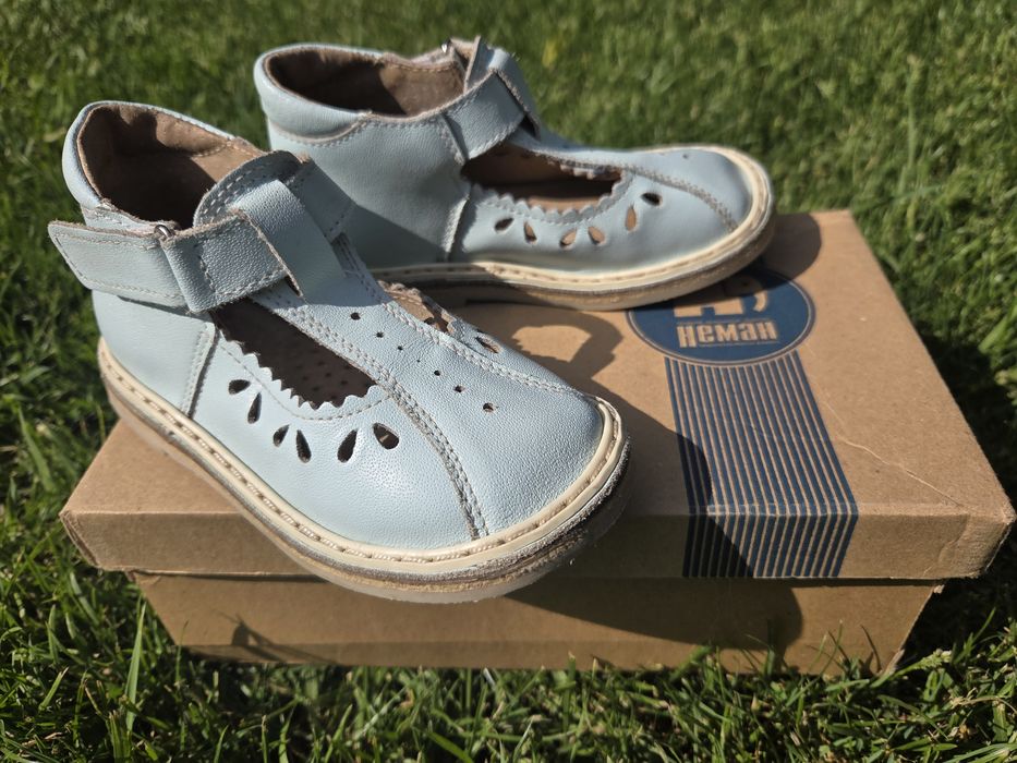 Кожанные сандали для девочки