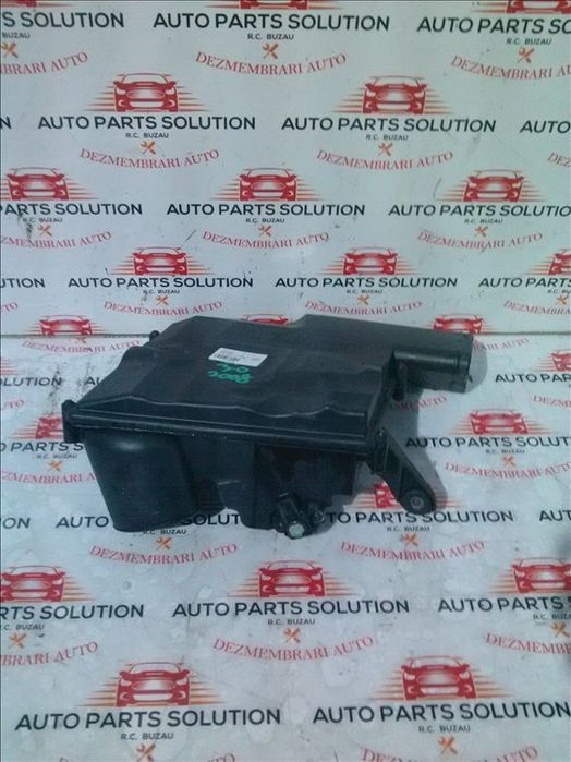 carcasa filtru aer stanga mercedes benz c class 3.0 cdi an fabr. 2009