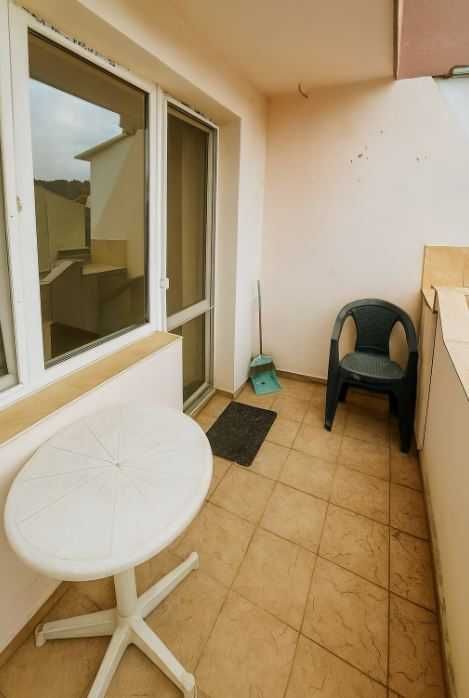 Двустаен тухлен апартамент в отличен район на Аспарухово!