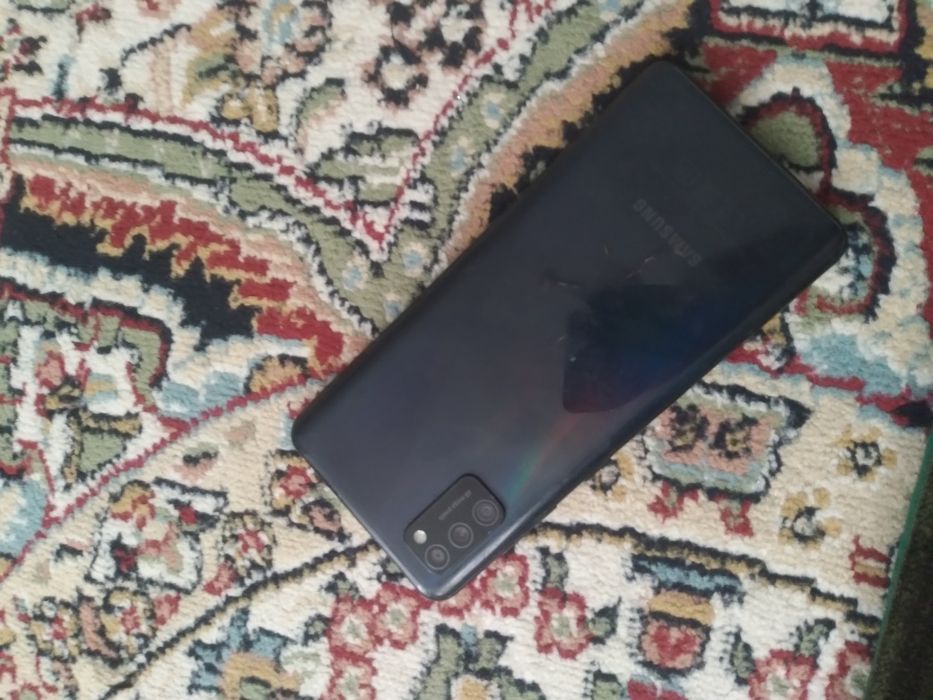 Samsung а 41 чотамба