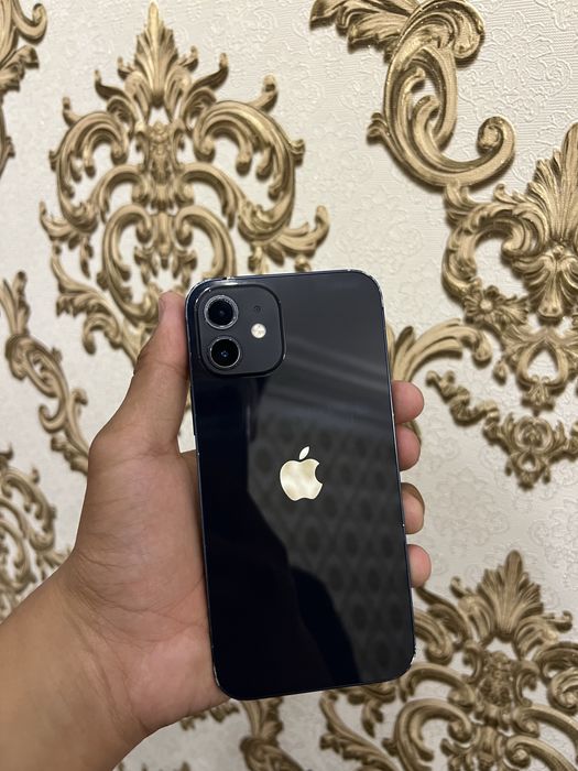 iPhone 12