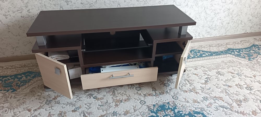 Тумба под телевизор