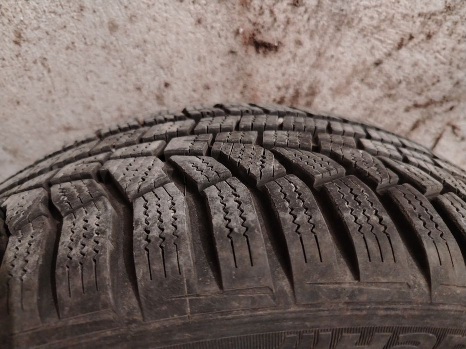 Hankook Winter icept evo2 195 50 16 m+s Extra load