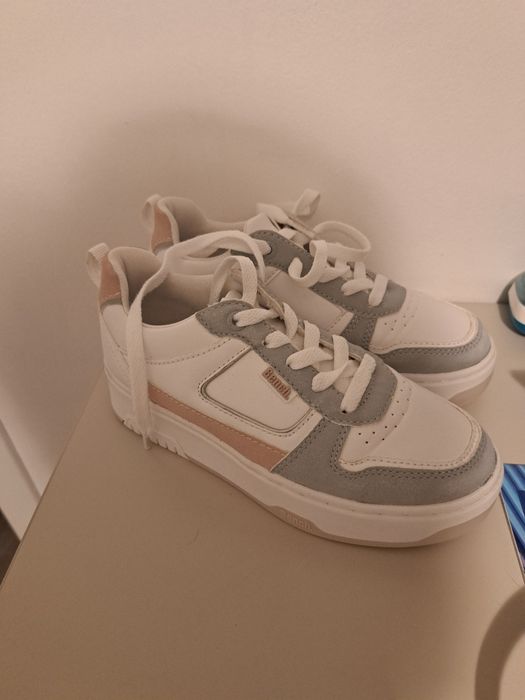 Adidasi fetita marime 34