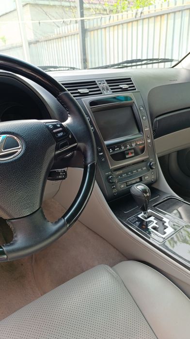 Лексус GS300 Белый перламутр