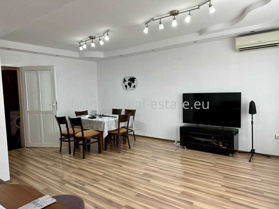 Продава се Тристаен апартамент в Благоевград, Грамада - 105 кв.м за 1029 €/кв.м - Снимка #1